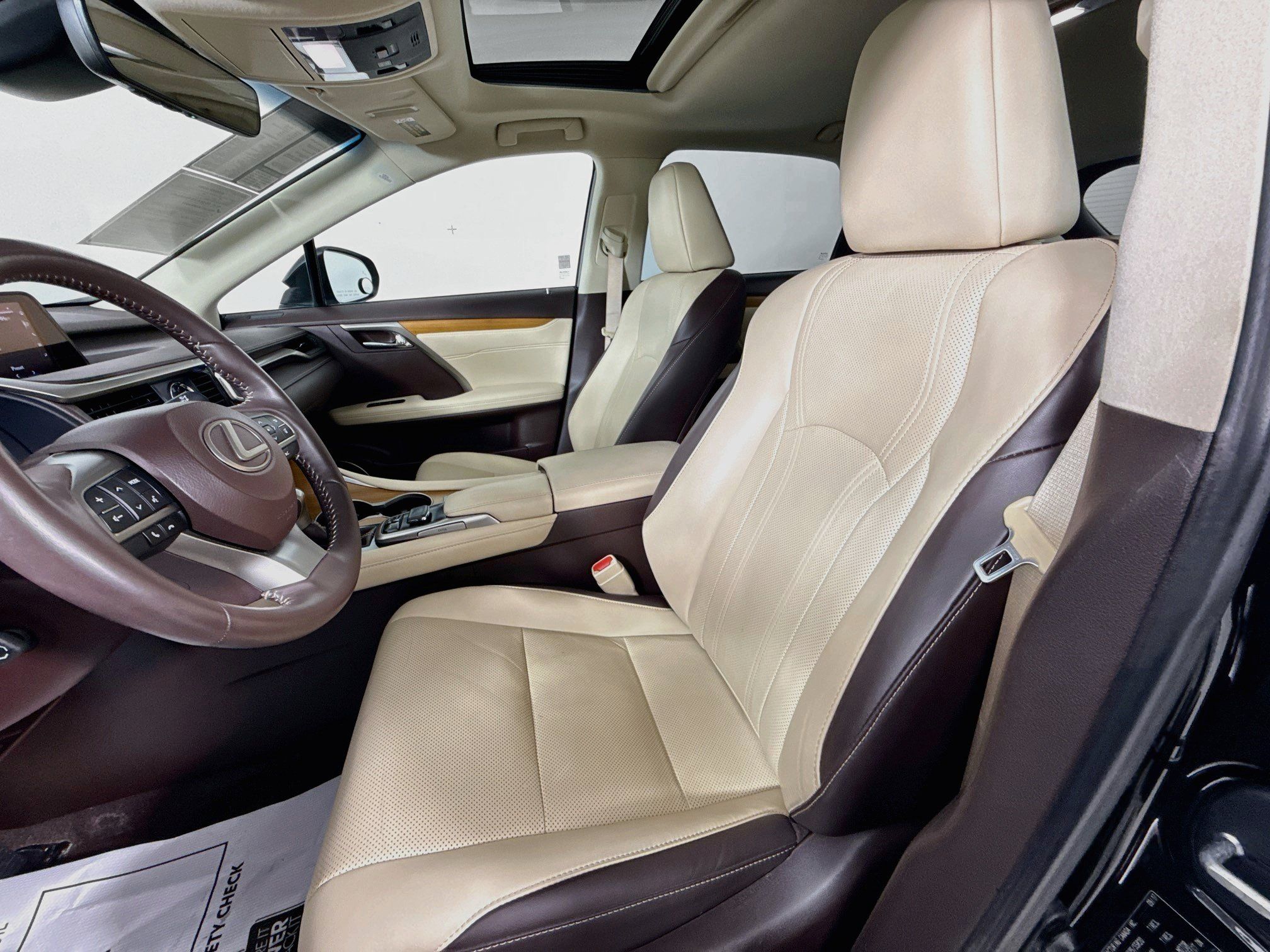 Used 2017 Lexus RX 350 AWD w/ Premium Package image 11