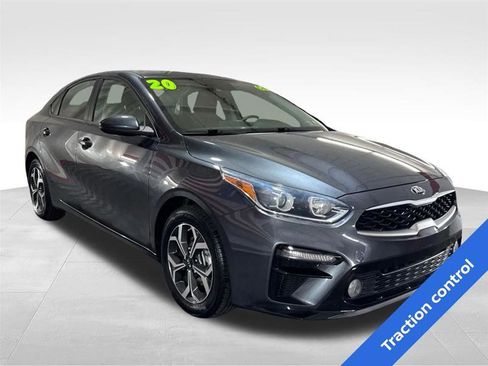 Used 2020 Kia Forte LXS image 3