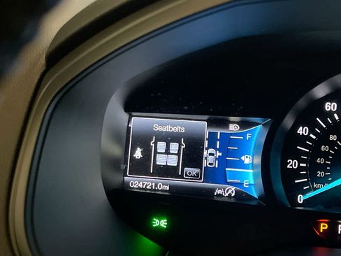 Used 2022 Ford Edge Titanium w/ Equipment Group 301A image 15