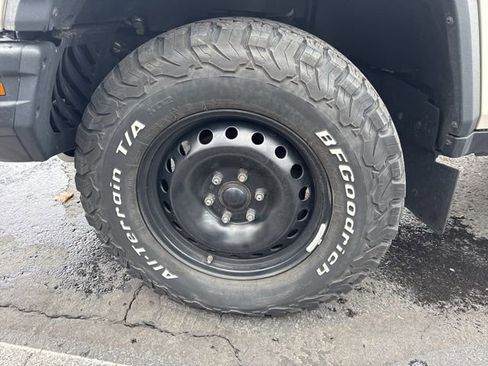 Used 2024 INEOS Grenadier image 43