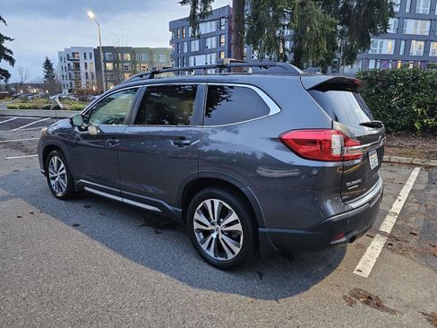 Used 2019 Subaru Ascent Limited w/ Popular Package #2 image 3
