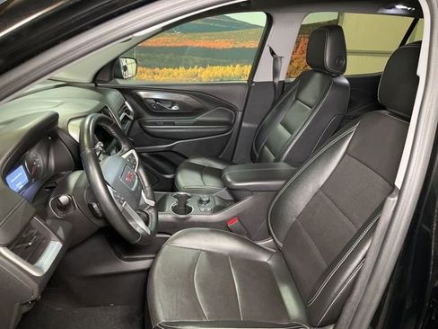 Used 2024 GMC Terrain SLT image 22