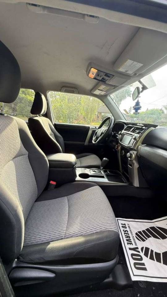 Used 2018 Toyota 4Runner SR5 RWD image 3