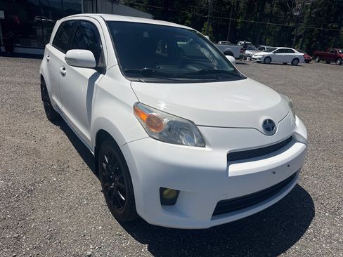 Used 2011 Scion xD FWD image 16