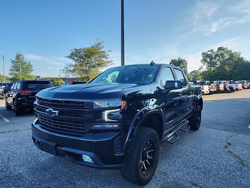 Used 2022 Chevrolet Silverado 1500 RST w/ Safety Package AWD/4WD image 1