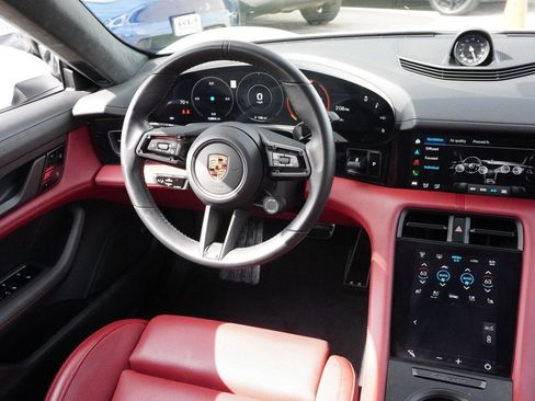 Used 2021 Porsche Taycan Turbo image 36