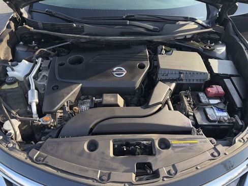 Used 2013 Nissan Altima 2.5 SV image 23