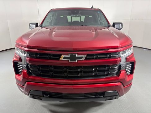 Certified 2025 Chevrolet Silverado 1500 RST w/ Convenience Package II AWD/4WD image 4