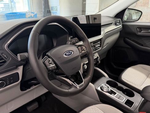 New 2026 Ford Escape Active w/ Tech Pack #1 AWD/4WD image 13