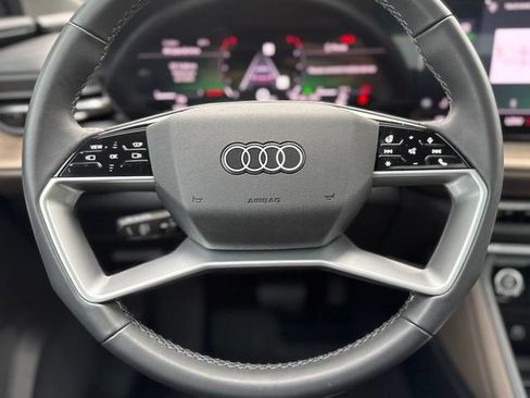 Certified 2025 Audi Q5 Premium Plus w/ Premium Plus AWD/4WD image 19