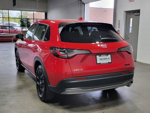 Certified 2025 Honda HR-V Sport image 7