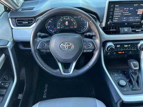 Used 2020 Toyota RAV4 Limited w/ All Weather Liner Package AWD/4WD image 15