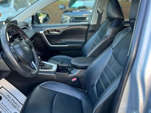 Used 2024 Toyota RAV4 XLE Premium FWD image 12