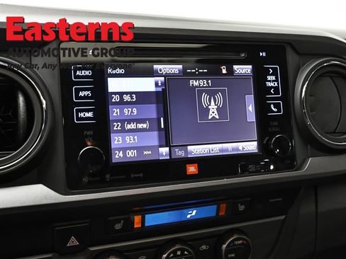 Used 2019 Toyota Tacoma TRD Sport w/ TRD Premium Sport Package image 18