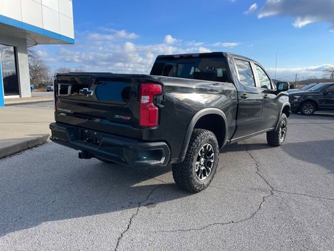 Used 2025 Chevrolet Silverado 1500 ZR2 w/ Technology Package image 8
