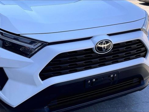 Used 2024 Toyota RAV4 LE AWD/4WD image 30