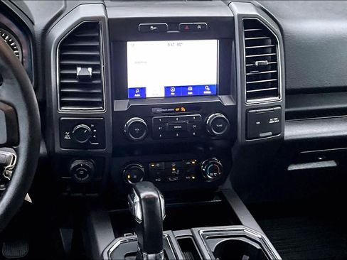 Used 2020 Ford F150 XLT w/ Equipment Group 302A Luxury AWD/4WD image 7