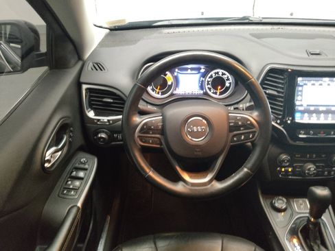 Used 2019 Jeep Cherokee Limited w/ Technology Group AWD/4WD image 22