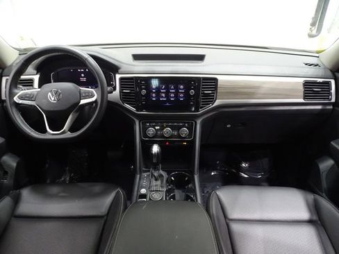Used 2023 Volkswagen Atlas SEL image 28