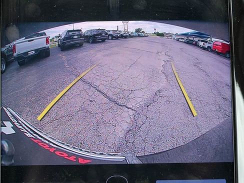 Used 2021 Volvo XC90 T5 Momentum w/ Protection Package Premier image 35