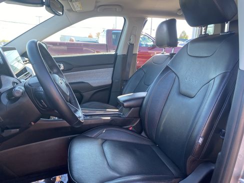 Used 2022 Jeep Compass Latitude image 20