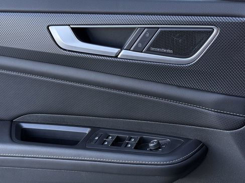 New 2026 Volkswagen Atlas Cross Sport SEL Premium R-Line image 19