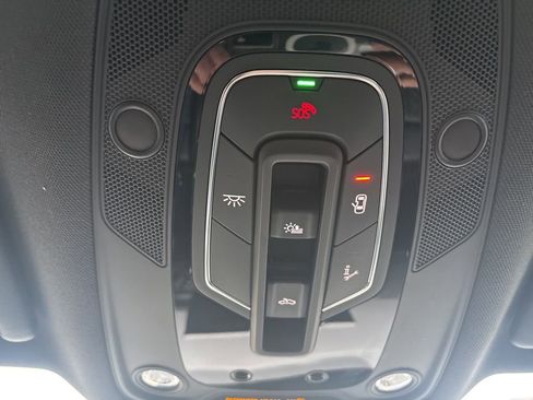 Used 2024 Audi SQ5 Premium Plus image 30