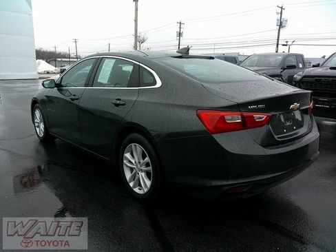 Used 2018 Chevrolet Malibu LT image 4