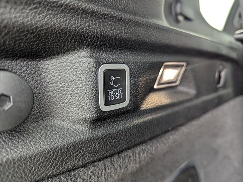 Used 2023 Jeep Grand Cherokee L Overland w/ Rear Seat Video Group I AWD/4WD image 23
