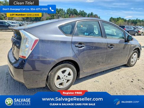 Used 2011 Toyota Prius Three image 4