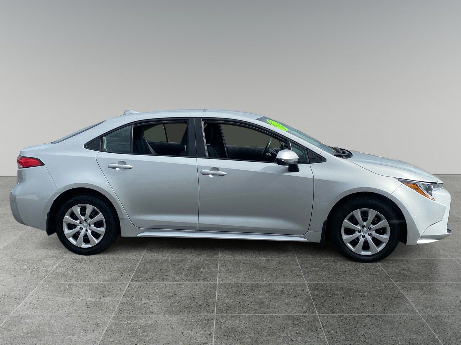 Used 2026 Toyota Corolla LE FWD image 6