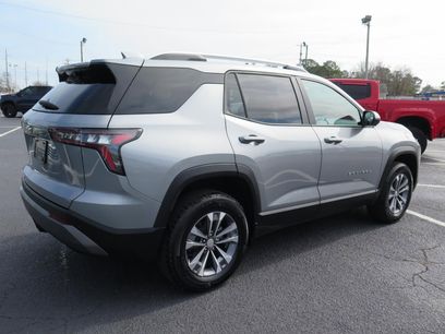 Used 2025 Chevrolet Equinox LT w/ Convenience Package II