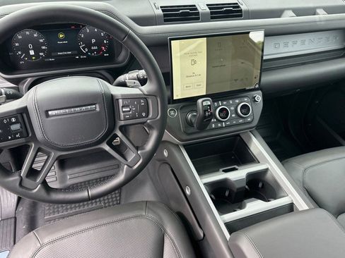 New 2026 Land Rover Defender 90 V8 AWD/4WD image 13
