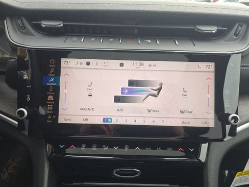 New 2026 Jeep Grand Cherokee Laredo image 19