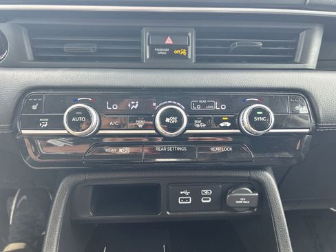 Certified 2023 Honda Pilot EX-L image 16