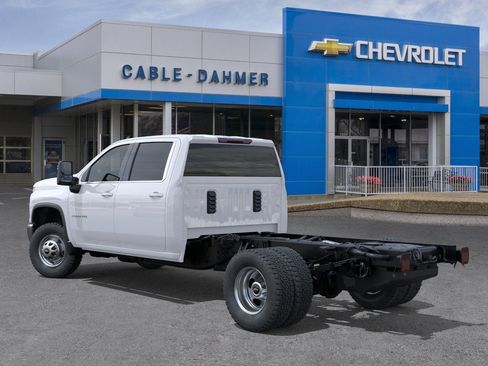 New 2026 Chevrolet Silverado 3500 W/T AWD/4WD image 3