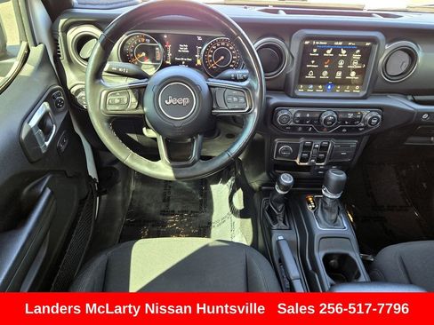 Used 2021 Jeep Gladiator Sport AWD/4WD image 15