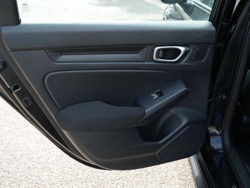 Used 2018 Honda Civic EX image 17