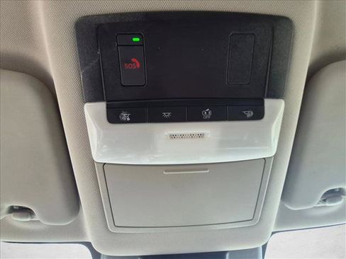 Used 2021 Nissan Rogue SV FWD image 12