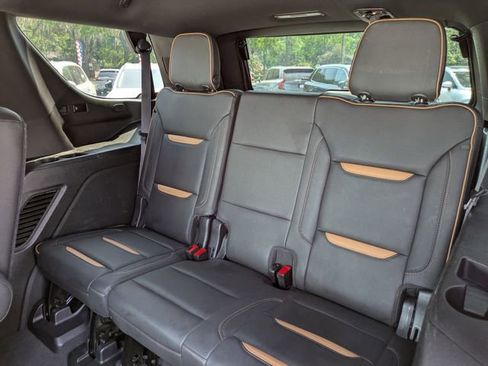 Used 2021 GMC Yukon AT4 AWD/4WD image 15