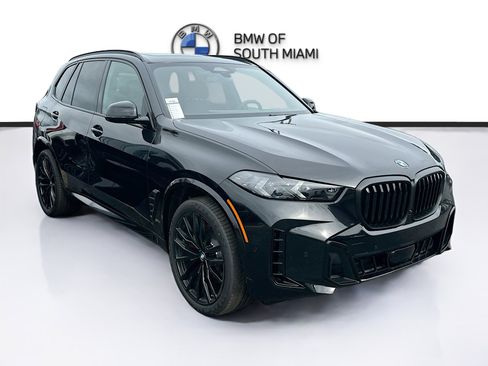 New 2026 BMW X5 xDrive40i w/ M Sport Package AWD/4WD image 1