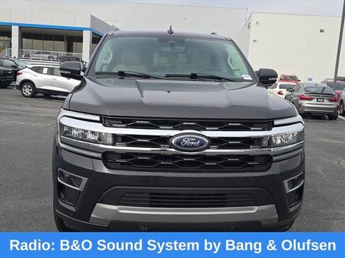 Used 2024 Ford Expedition Limited image 10