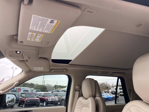 Used 2019 Lincoln Navigator Reserve w/ Cargo Package image 20