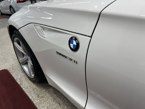 Used 2011 BMW Z4 sDrive30i image 30