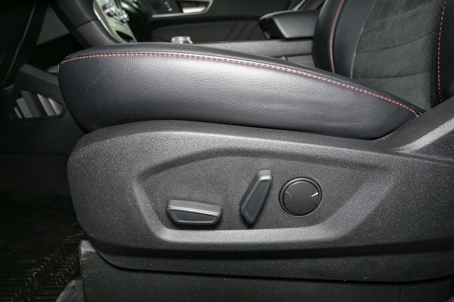 Used 2024 Ford Edge ST-Line AWD/4WD image 37