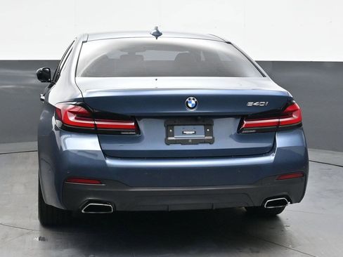 Used 2023 BMW 540i w/ M Sport Package RWD image 4