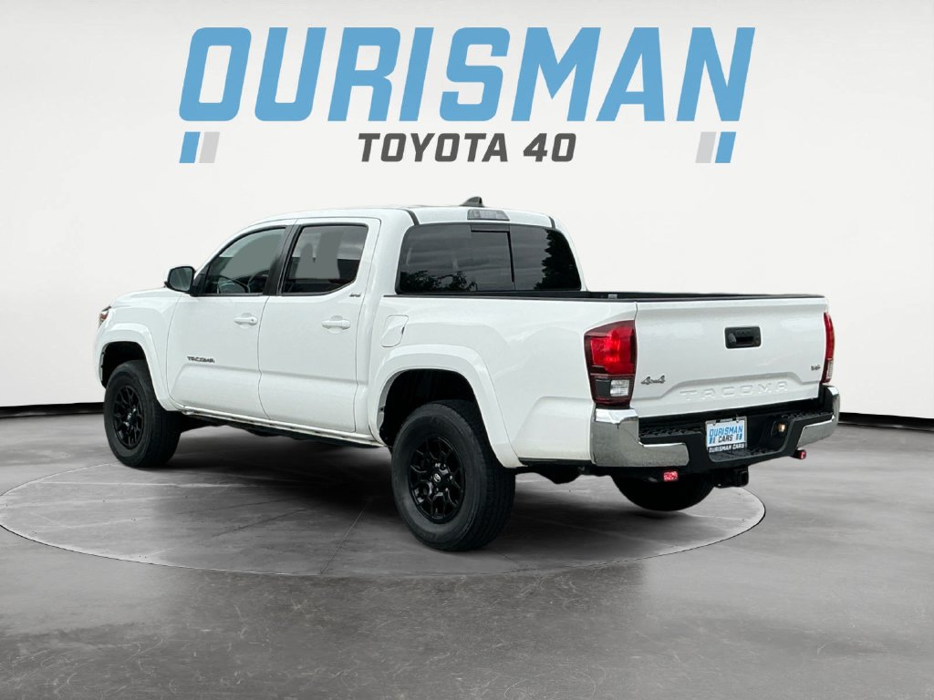 Used 2022 Toyota Tacoma SR5 AWD/4WD image 5