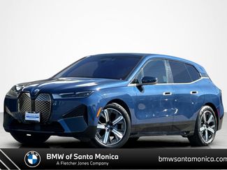 Used 2022 BMW iX xDrive50 w/ Premium Package AWD/4WD video 1