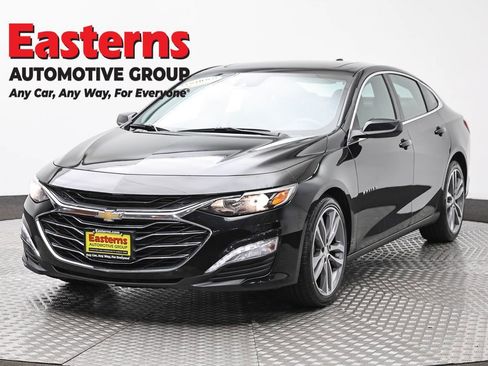 Used 2023 Chevrolet Malibu LT FWD image 1