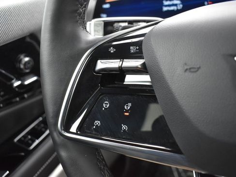 Certified 2025 Cadillac Optiq Sport 2 w/ LPO, Floor Liner Package image 18